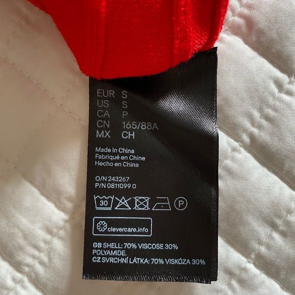 H&M Red Sweater Dress - Picture 5 of 5